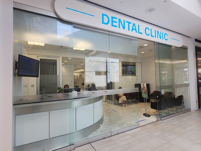 列治文華人牙醫與植牙中心 Richmond Dental Clinic